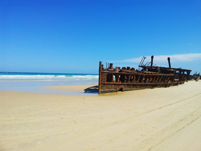 Schiffswrack am Strand von Fraser Island